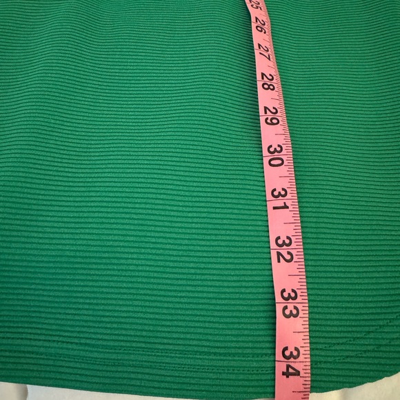 Green Zip-Up Top and Pants Set - Picture 6 of 6